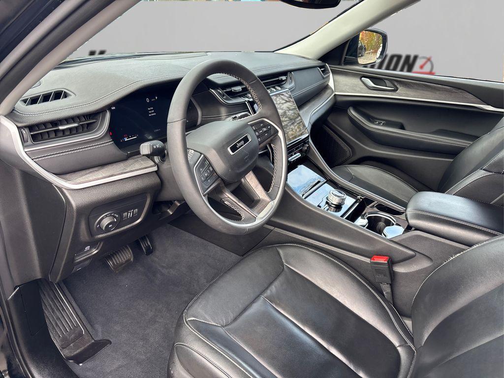 used 2023 Jeep Grand Cherokee car, priced at $30,637