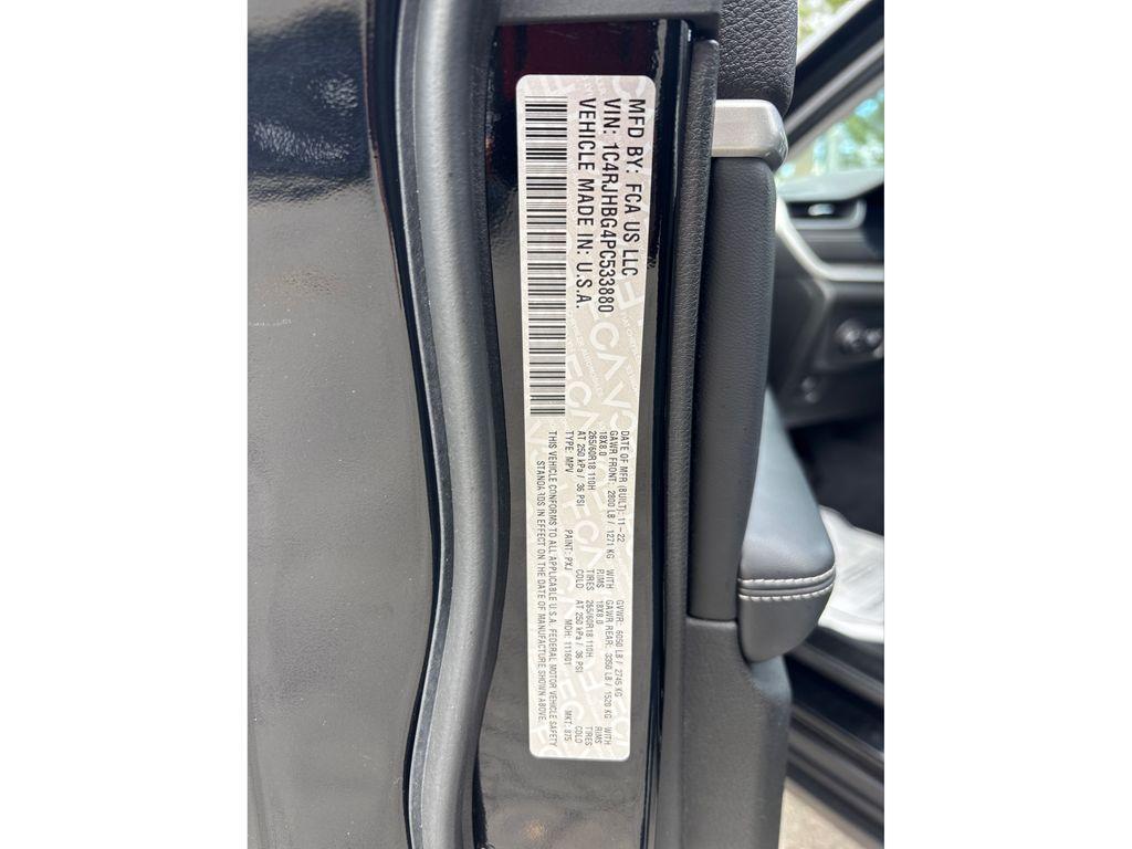 used 2023 Jeep Grand Cherokee car, priced at $30,637