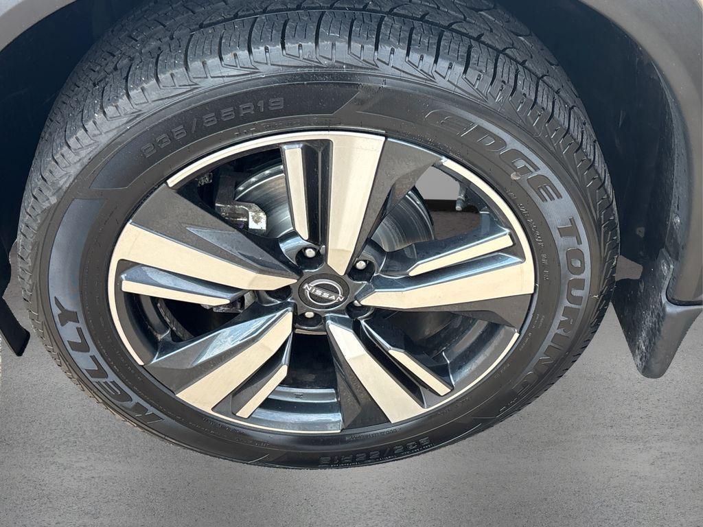 used 2022 Nissan Rogue car, priced at $28,290