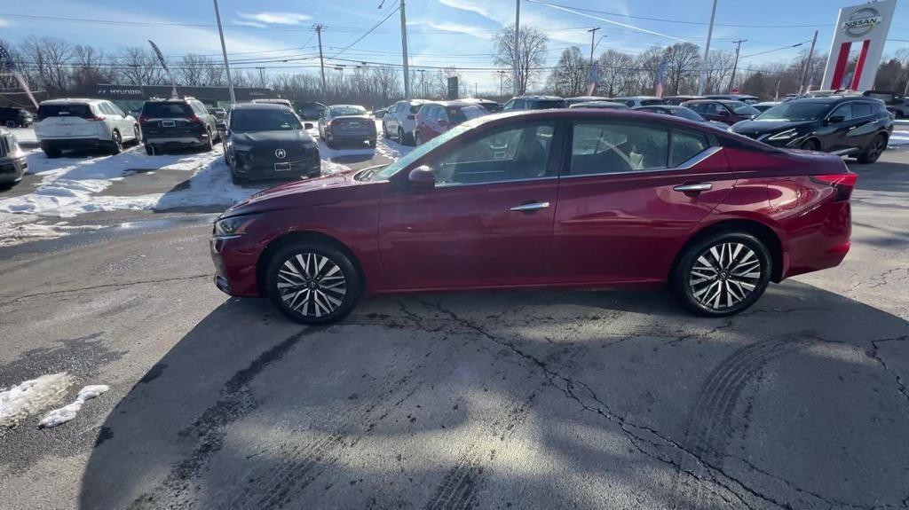 used 2023 Nissan Altima car, priced at $21,255