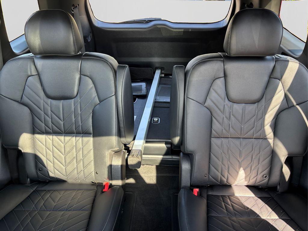 used 2023 Kia Telluride car, priced at $39,899