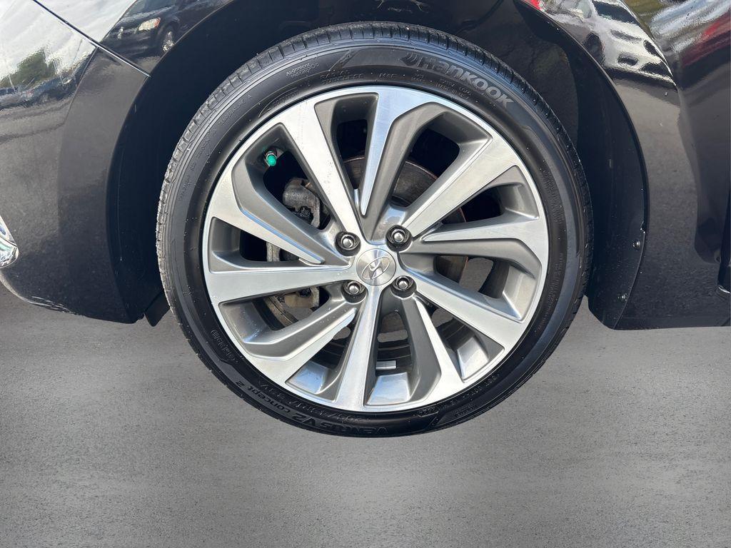 used 2022 Hyundai Accent car, priced at $15,977