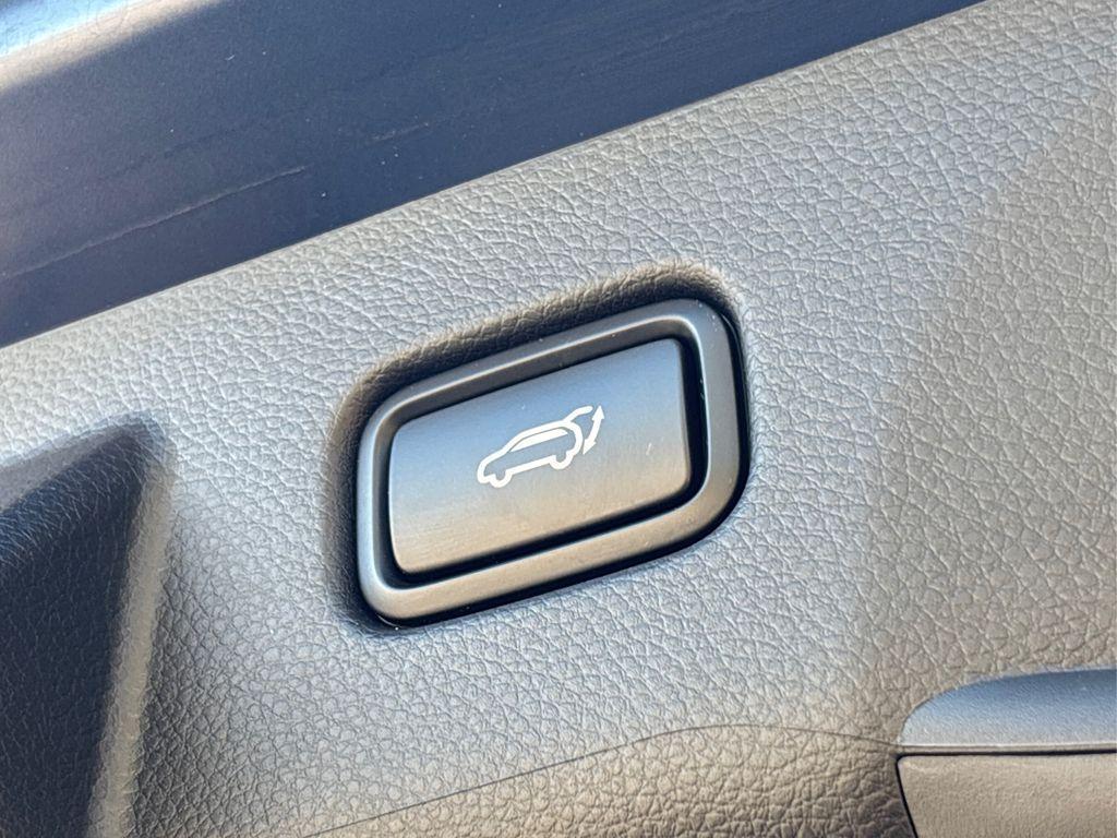 used 2024 Kia Seltos car, priced at $22,079