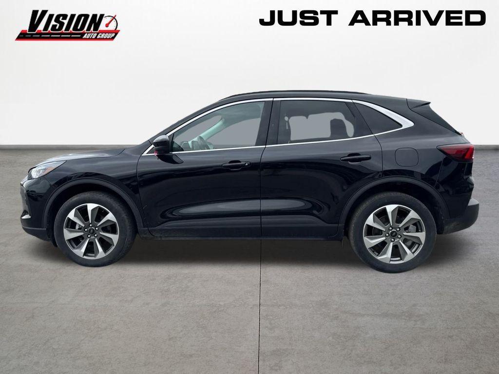 used 2024 Ford Escape car, priced at $25,829