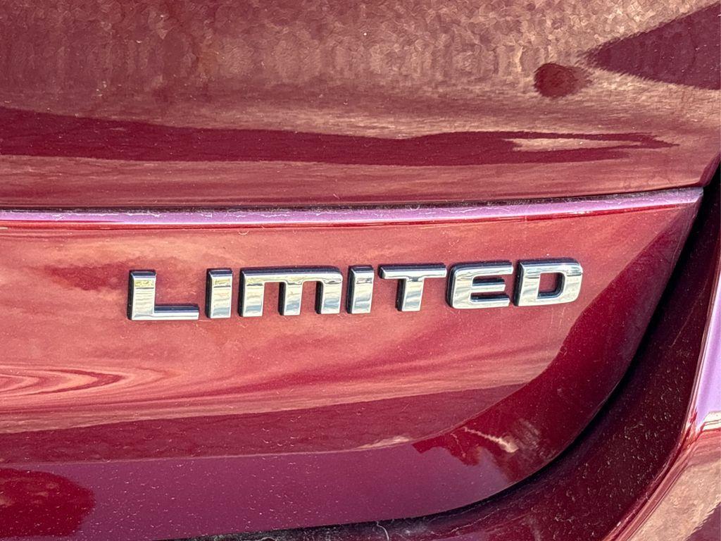 used 2021 Jeep Grand Cherokee L car, priced at $30,695