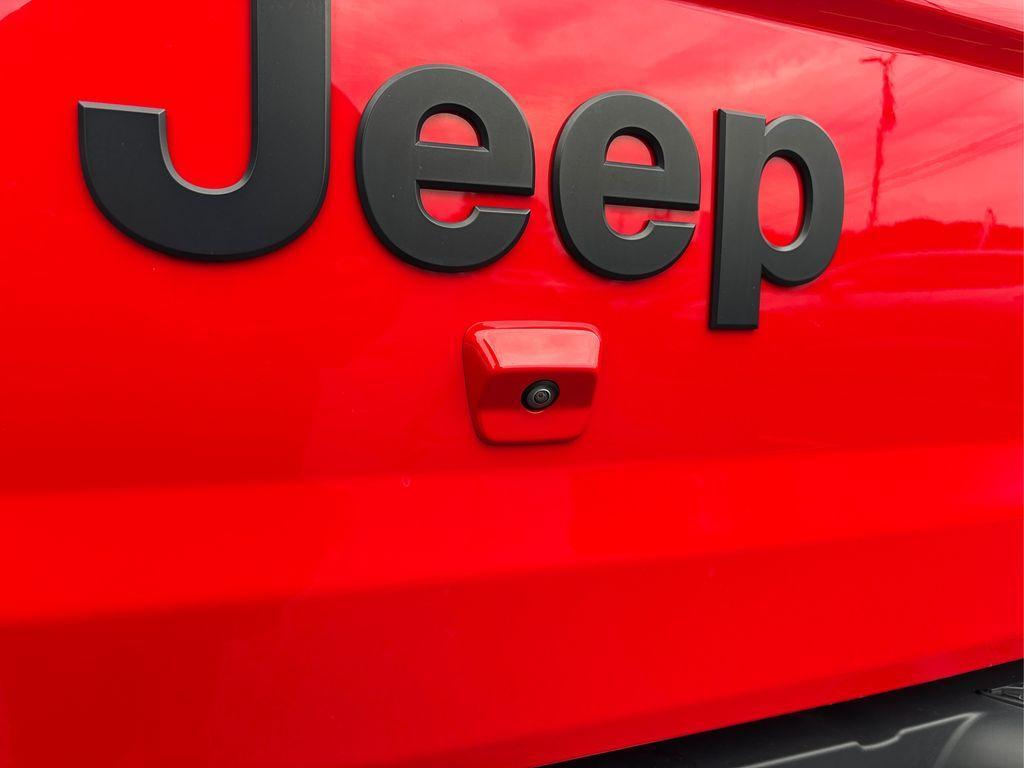 used 2021 Jeep Gladiator car, priced at $27,835