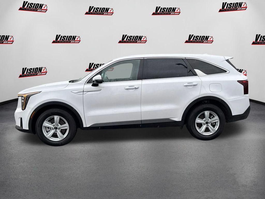 used 2025 Kia Sorento car, priced at $29,995
