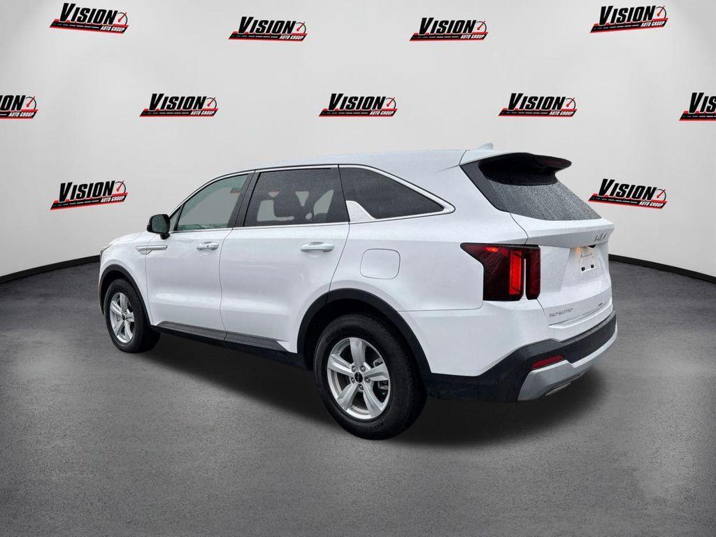 used 2025 Kia Sorento car, priced at $29,995
