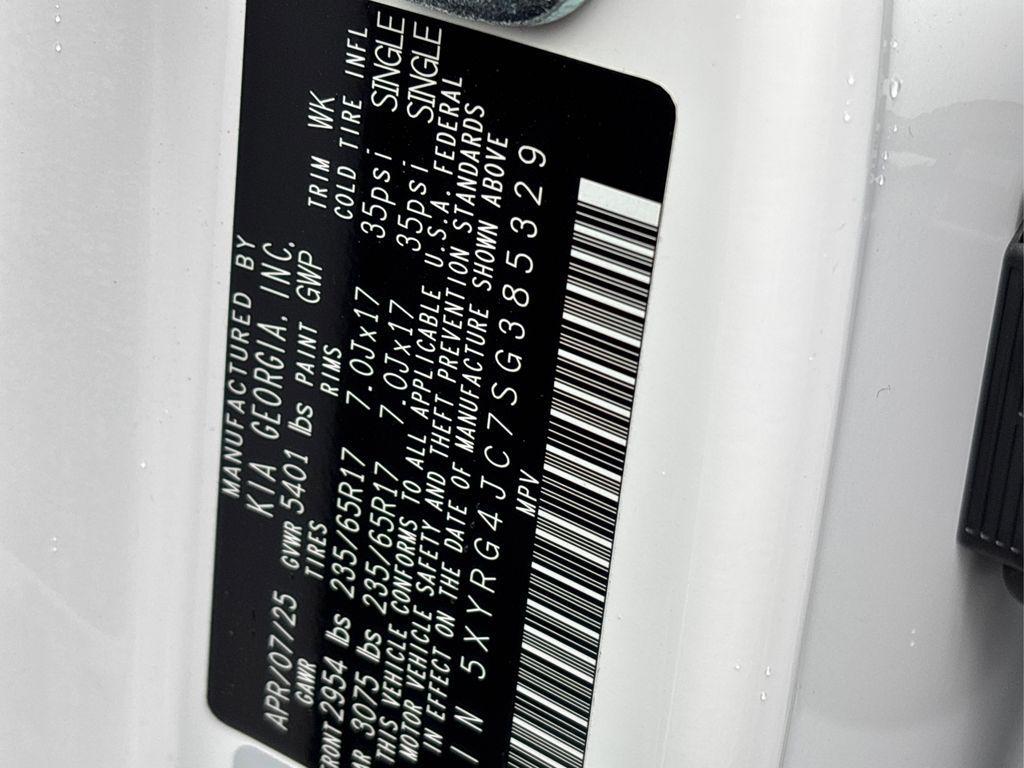 used 2025 Kia Sorento car, priced at $29,995