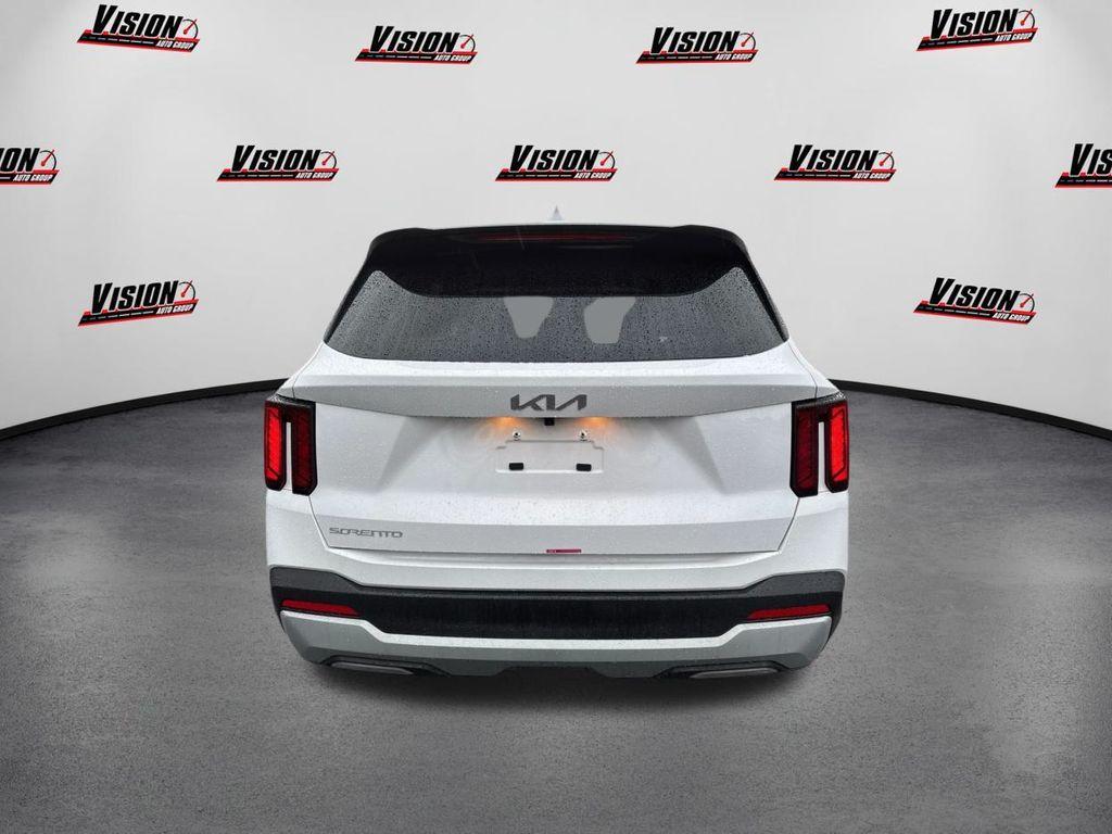 used 2025 Kia Sorento car, priced at $29,995