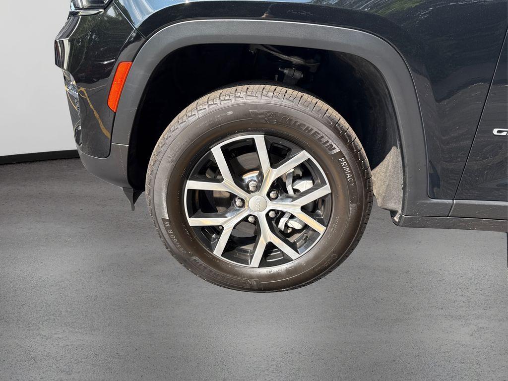 used 2024 Jeep Grand Cherokee car, priced at $41,800