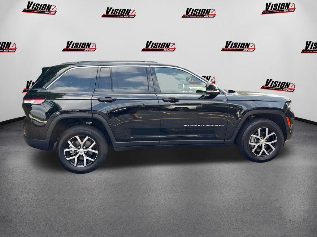 used 2024 Jeep Grand Cherokee car, priced at $41,800