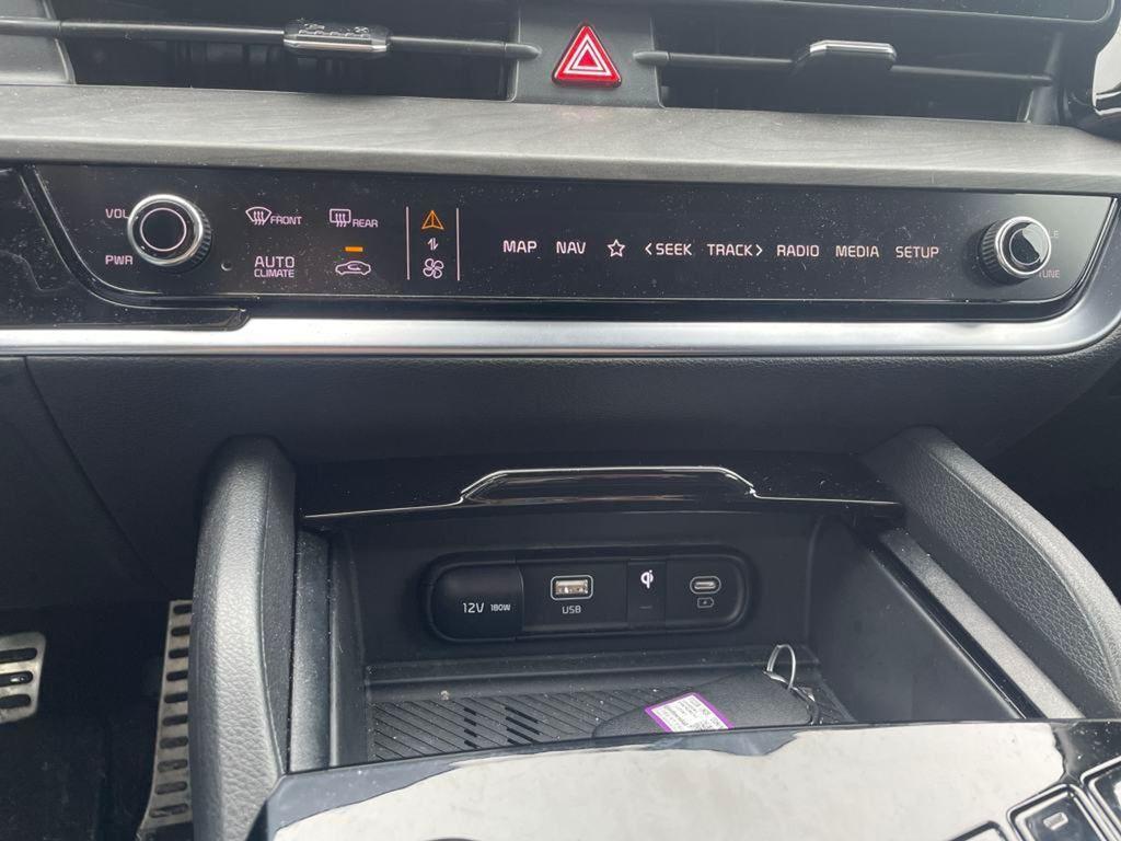 used 2025 Kia Sportage Plug-In Hybrid car