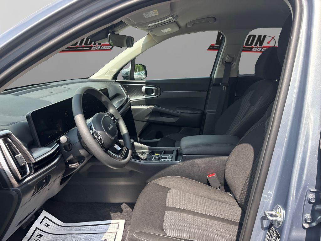 used 2024 Kia Sorento car, priced at $28,399