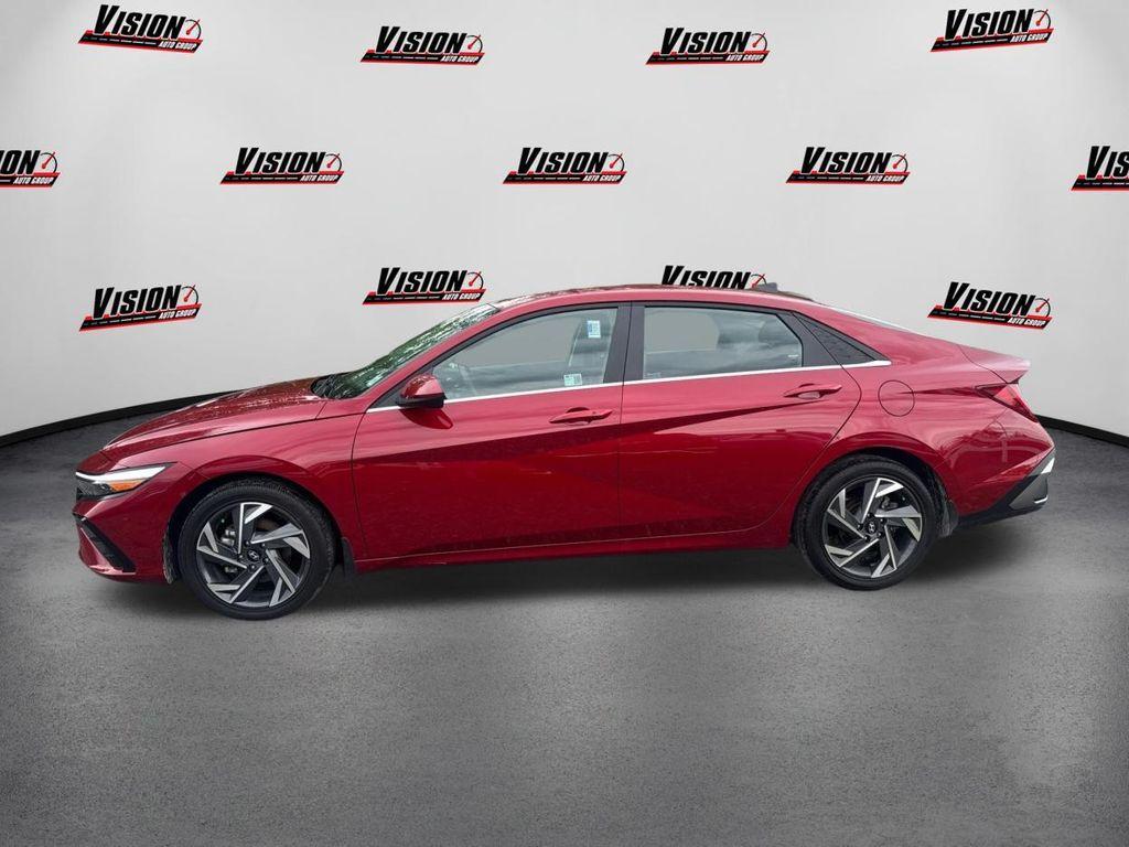 used 2025 Hyundai Elantra car