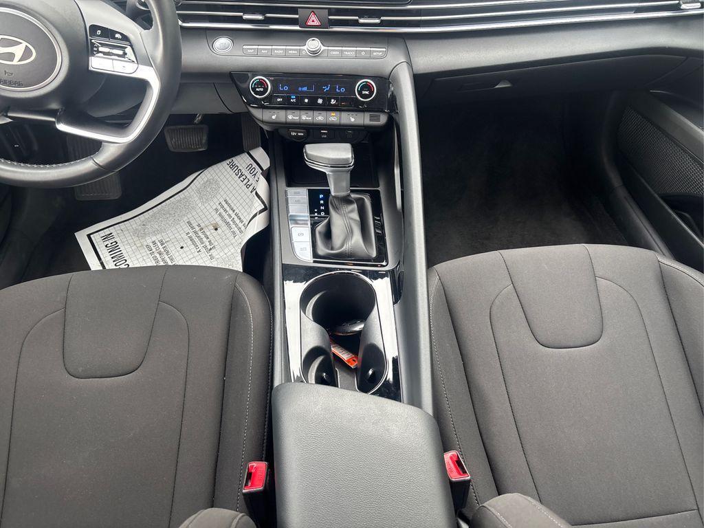 used 2025 Hyundai Elantra car