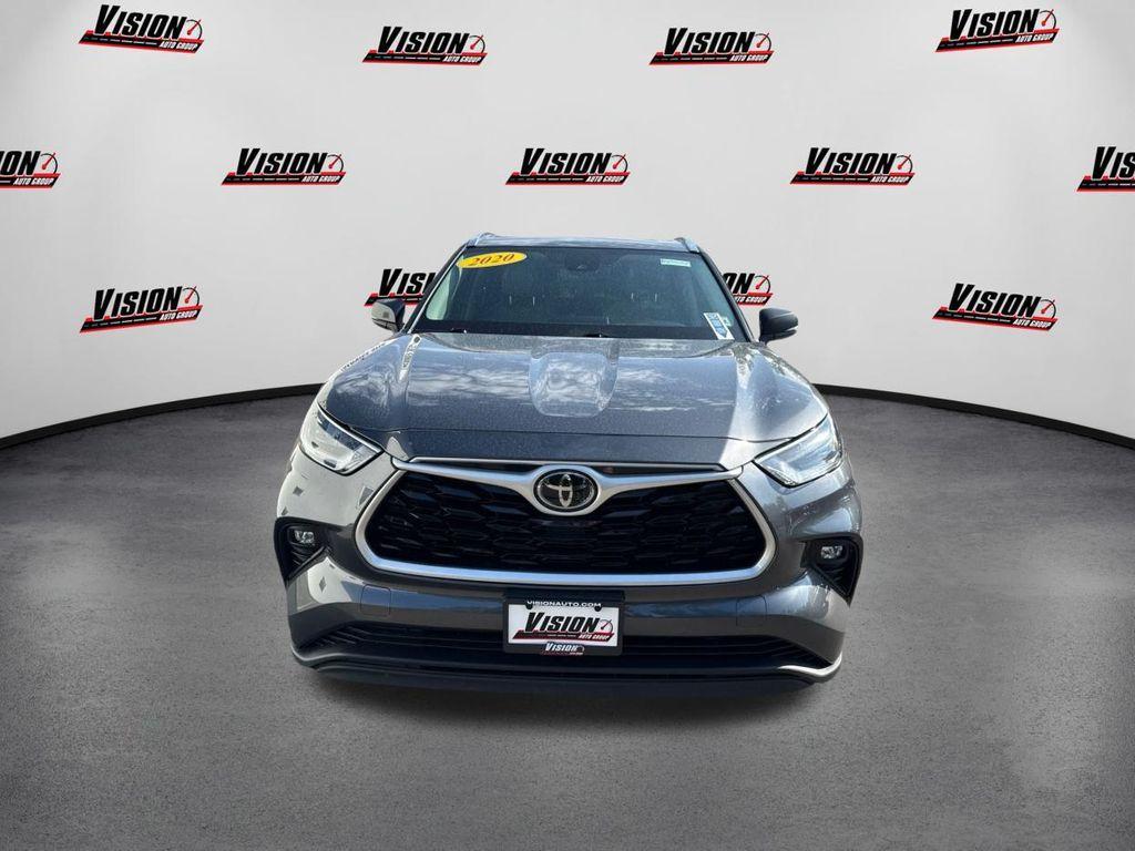 used 2020 Toyota Highlander car, priced at $31,990