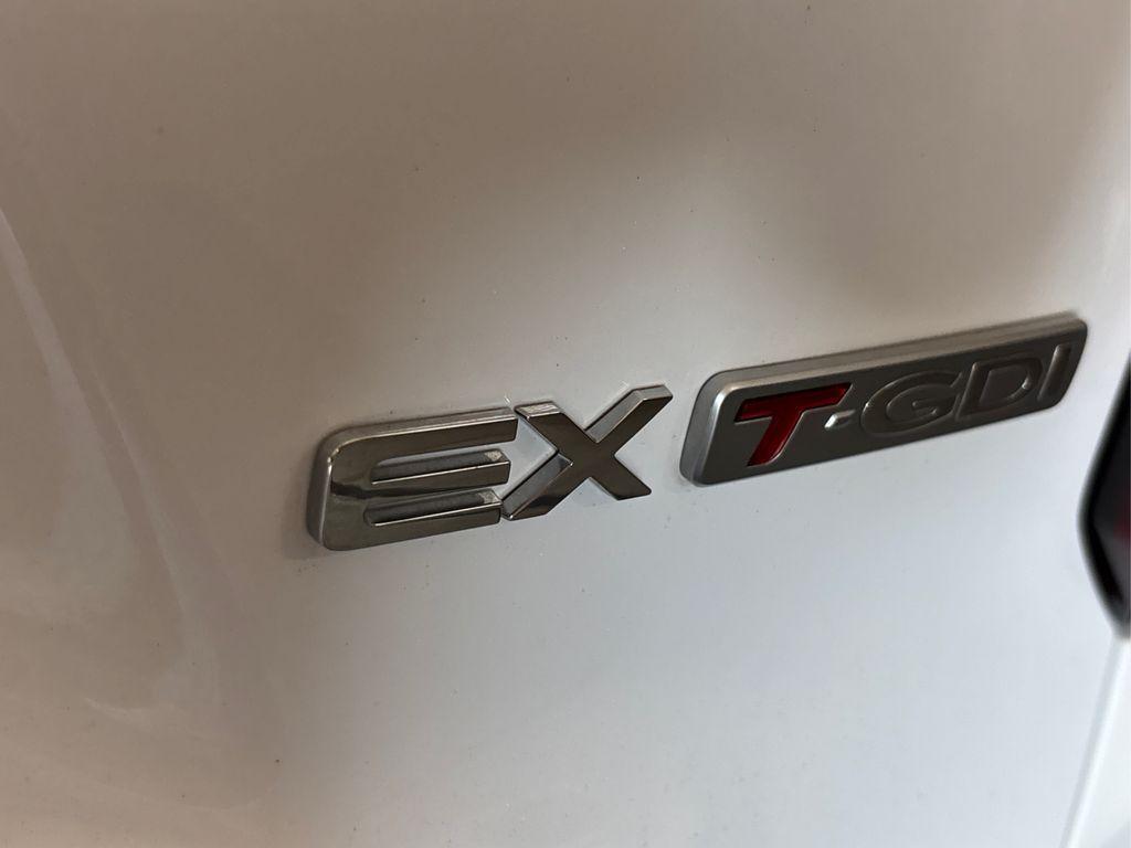used 2021 Kia Sorento car, priced at $24,670