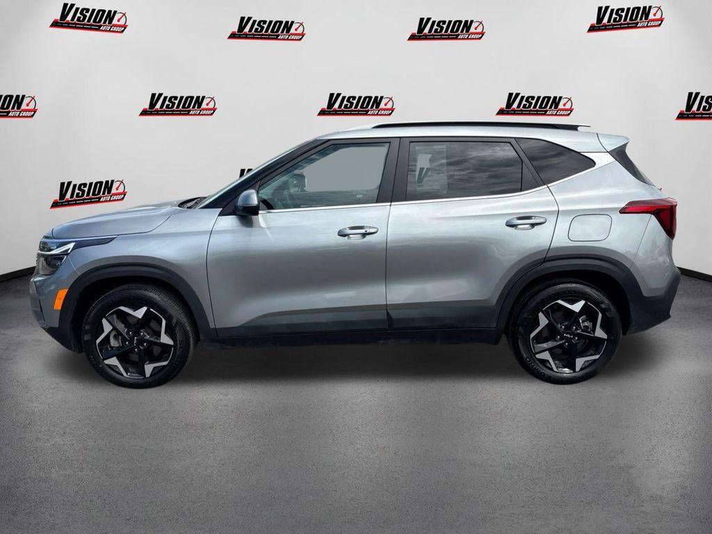 used 2024 Kia Seltos car