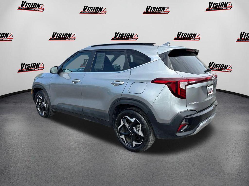used 2024 Kia Seltos car