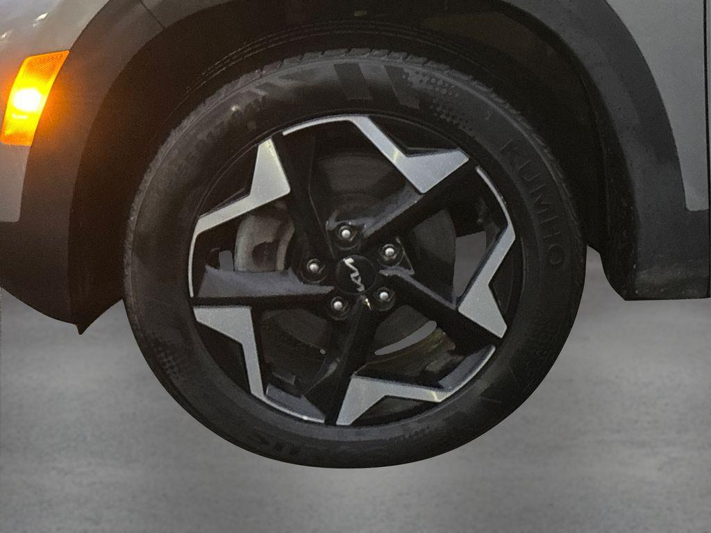 used 2024 Kia Seltos car, priced at $23,995