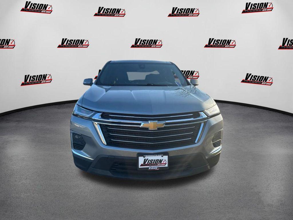 used 2023 Chevrolet Traverse car, priced at $29,367