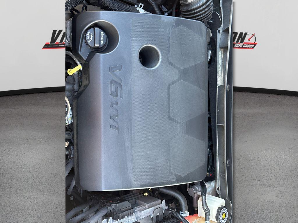 used 2023 Chevrolet Traverse car, priced at $29,367