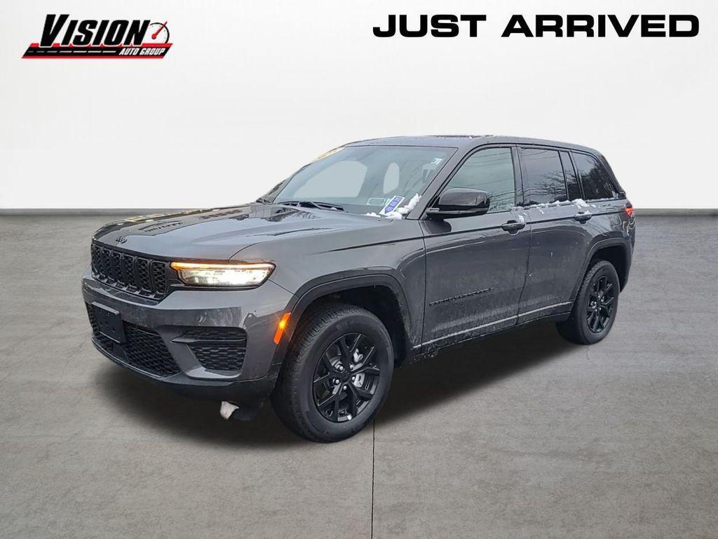 used 2025 Jeep Grand Cherokee car, priced at $41,100