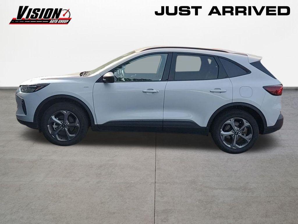 used 2025 Ford Escape car, priced at $30,394
