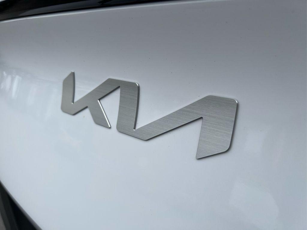 used 2024 Kia Sportage car, priced at $29,290