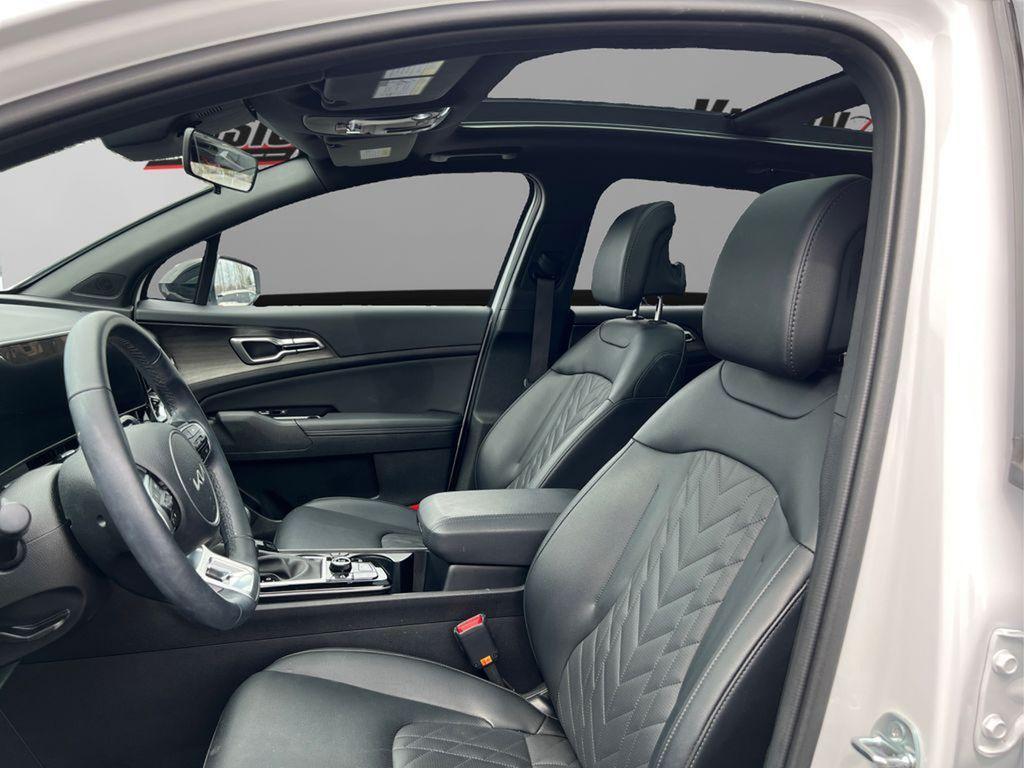 used 2024 Kia Sportage car, priced at $29,290