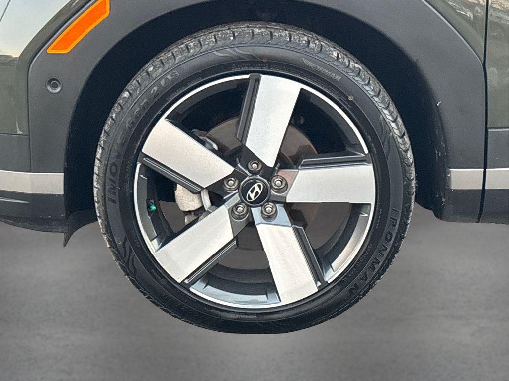 used 2024 Hyundai Santa Fe car, priced at $37,971