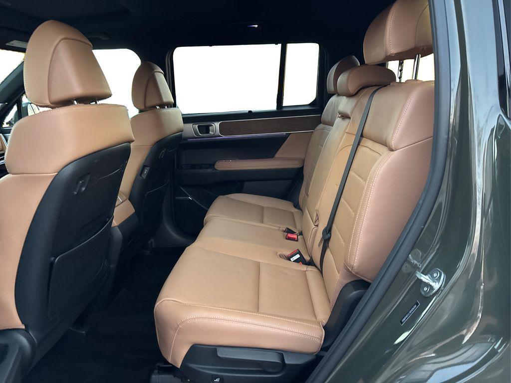 used 2024 Hyundai Santa Fe car, priced at $37,971