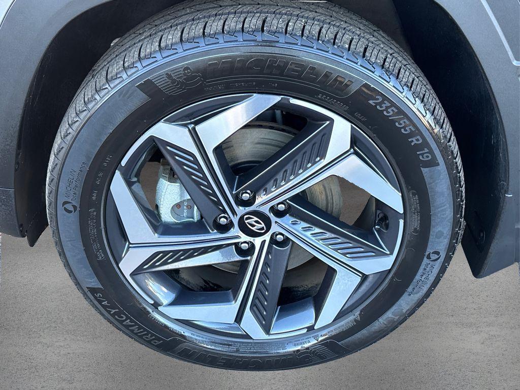 used 2024 Hyundai TUCSON Hybrid car, priced at $28,833