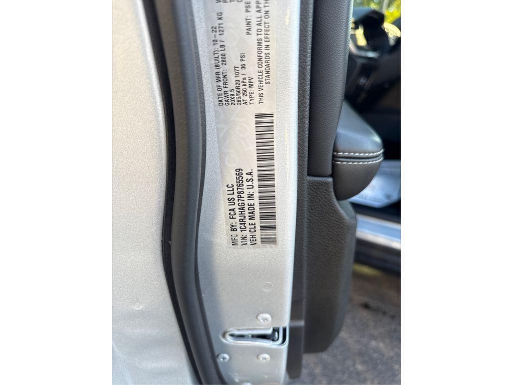 used 2023 Jeep Grand Cherokee car, priced at $33,000