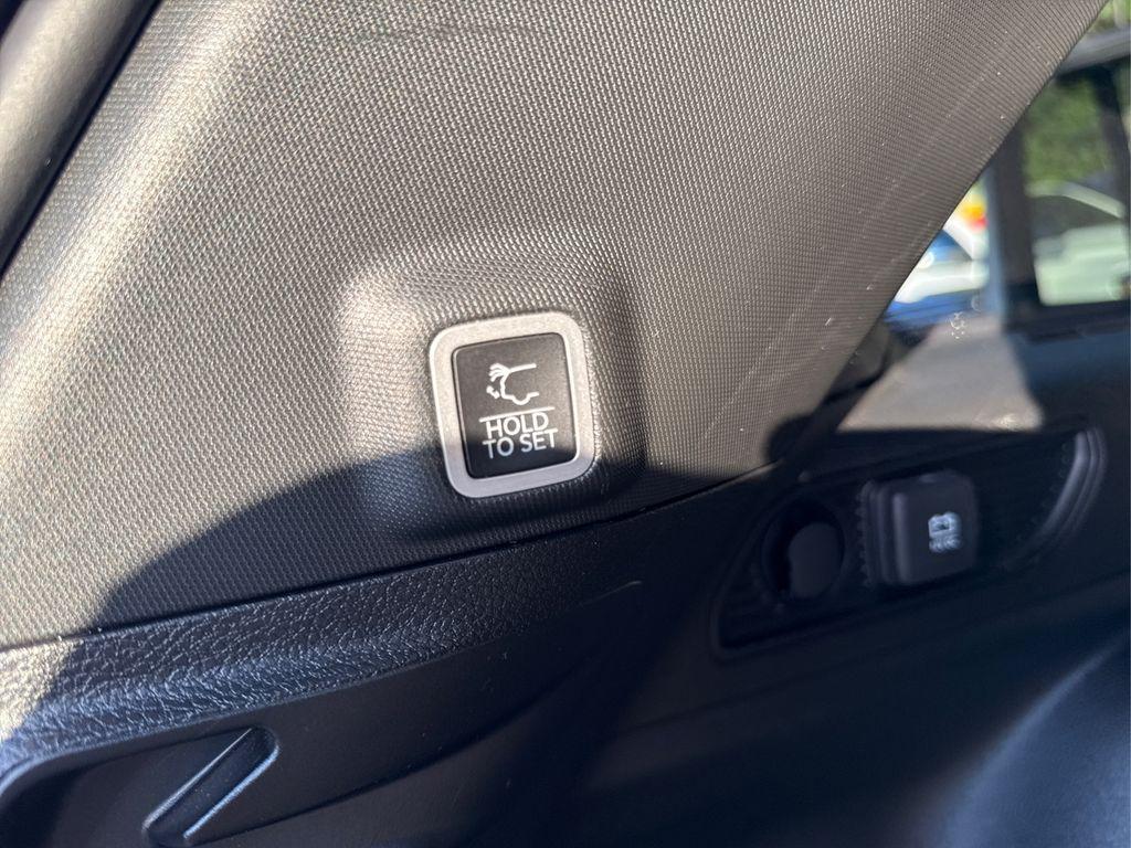 used 2023 Jeep Grand Cherokee car, priced at $33,000