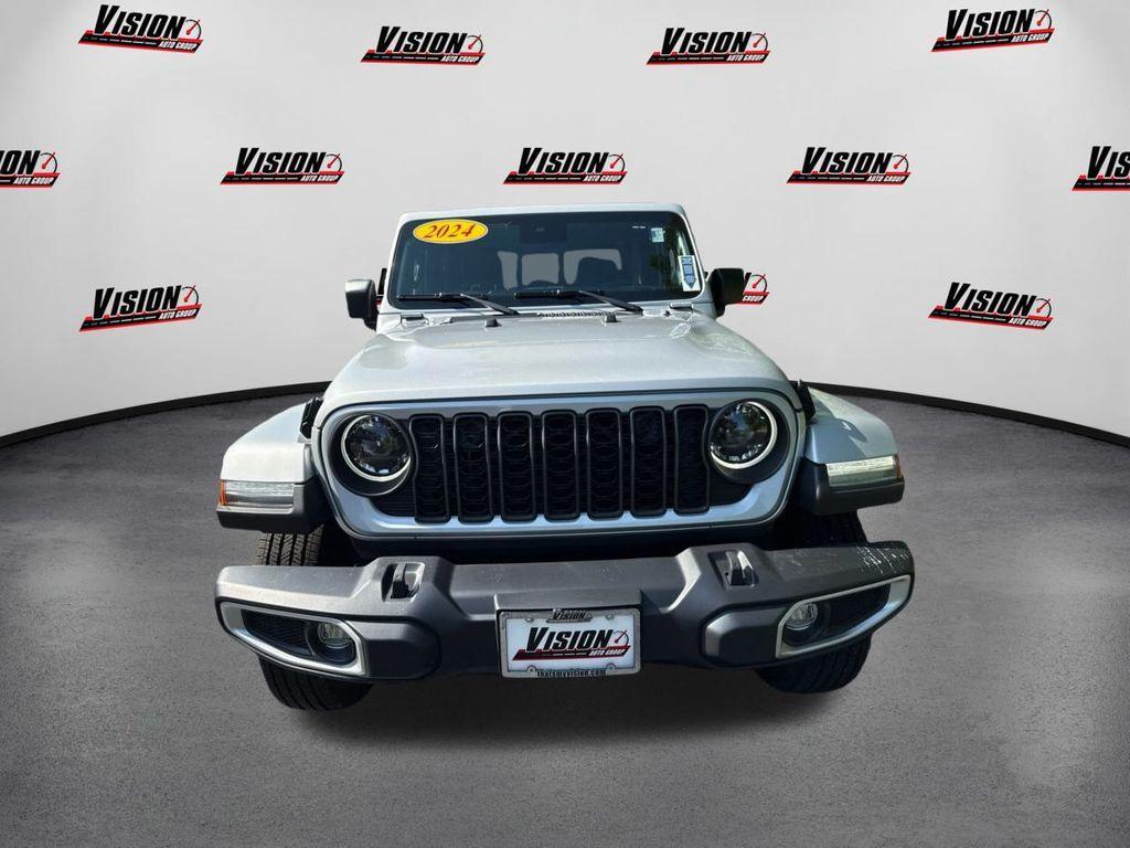 used 2024 Jeep Gladiator car, priced at $36,244