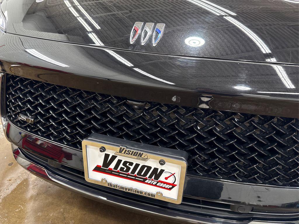 used 2025 Buick Envision car, priced at $39,990