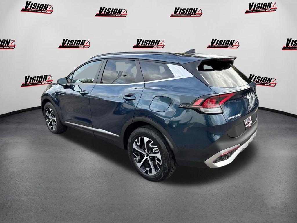 used 2025 Kia Sportage Hybrid car, priced at $31,601