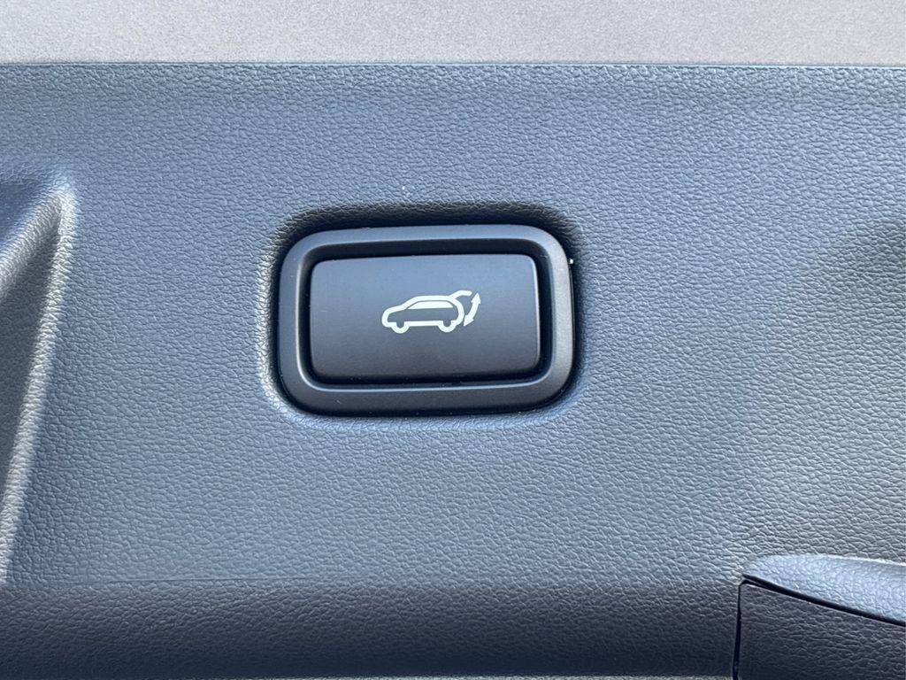 used 2025 Hyundai TUCSON Hybrid car, priced at $31,889