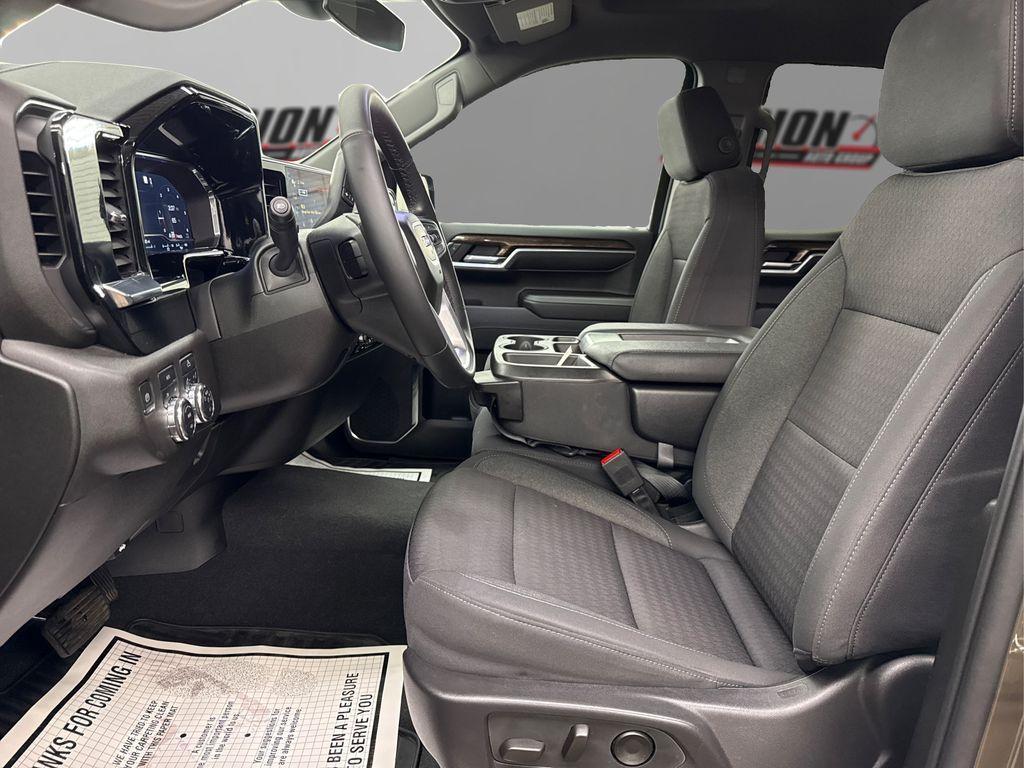 used 2023 GMC Sierra 1500 car, priced at $38,700