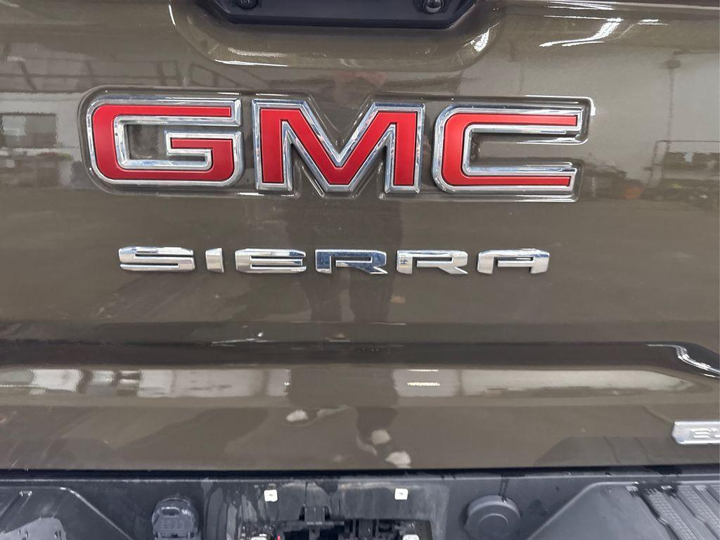 used 2023 GMC Sierra 1500 car, priced at $38,700