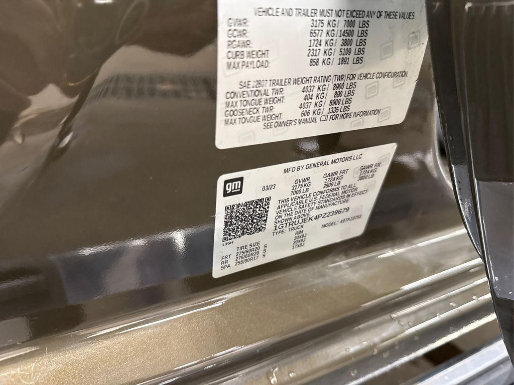 used 2023 GMC Sierra 1500 car, priced at $38,700