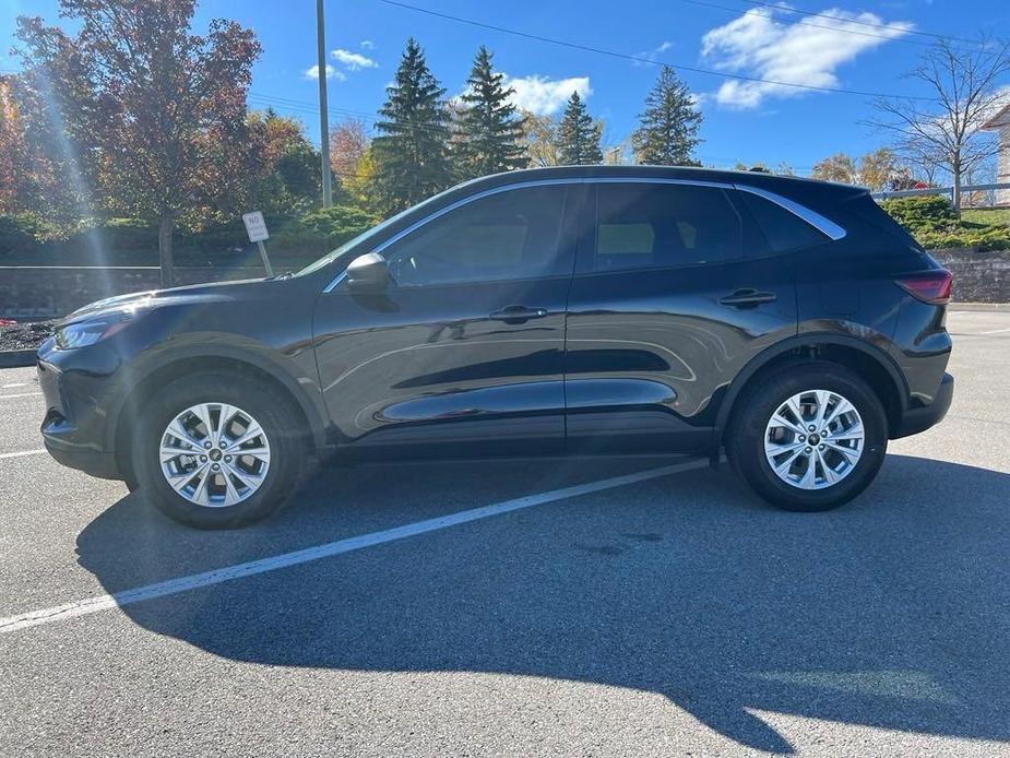 used 2023 Ford Escape car, priced at $24,007