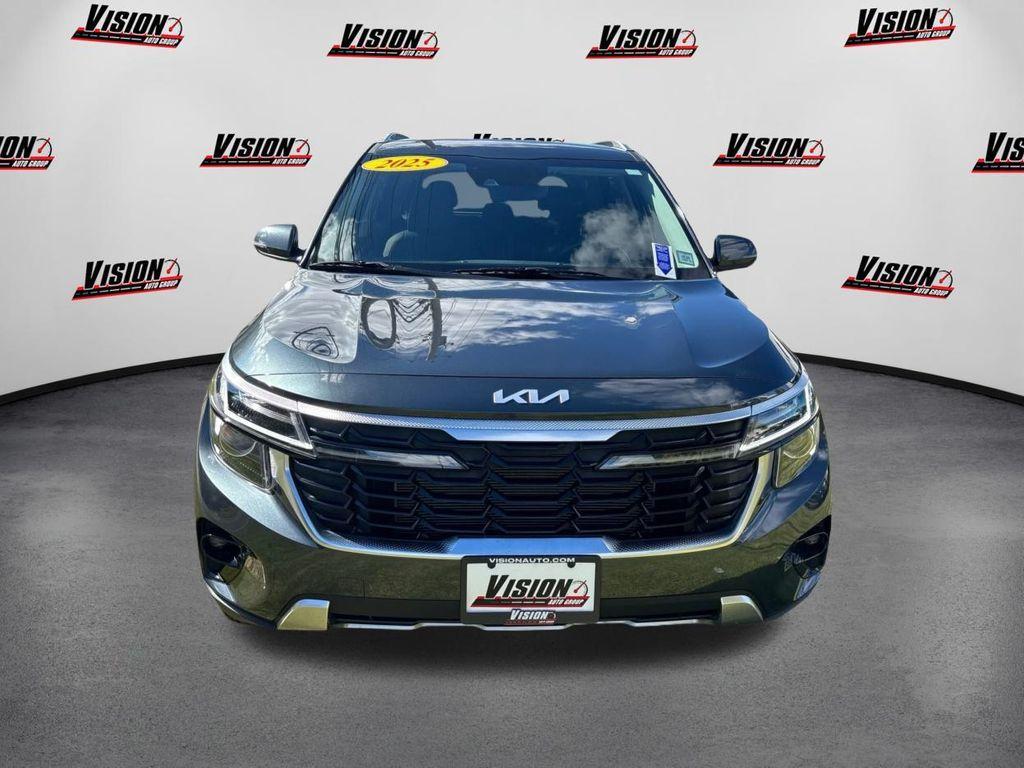 used 2025 Kia Seltos car