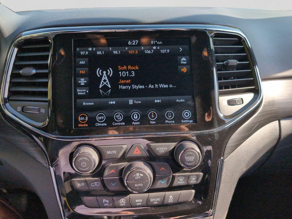 used 2021 Jeep Grand Cherokee car, priced at $29,488