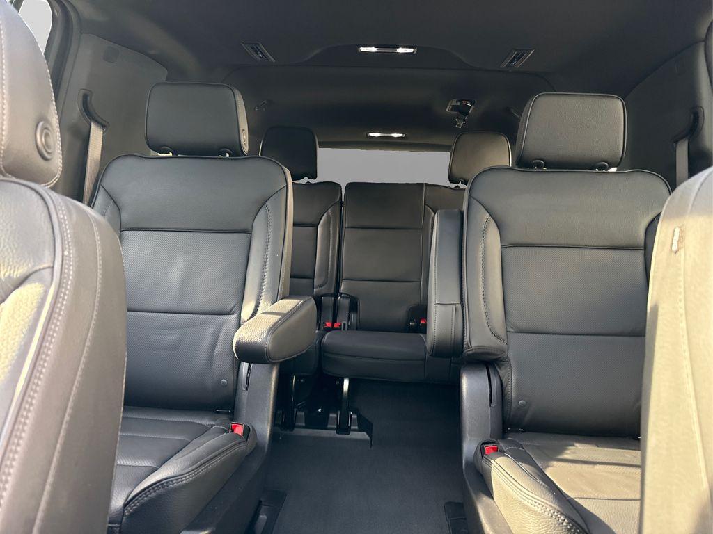used 2025 GMC Yukon XL car, priced at $87,990