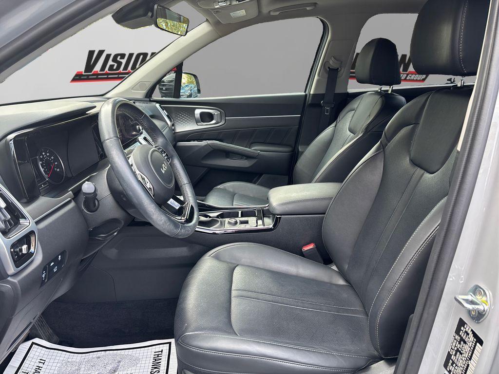 used 2022 Kia Sorento car, priced at $33,653