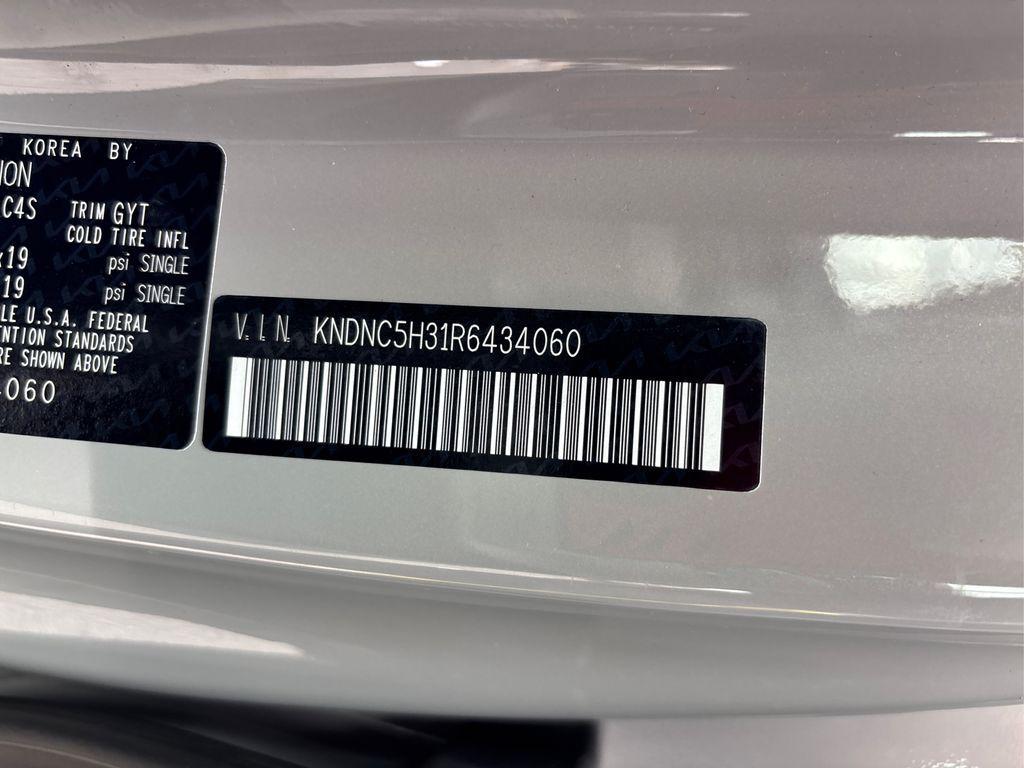 used 2024 Kia Carnival car, priced at $34,573