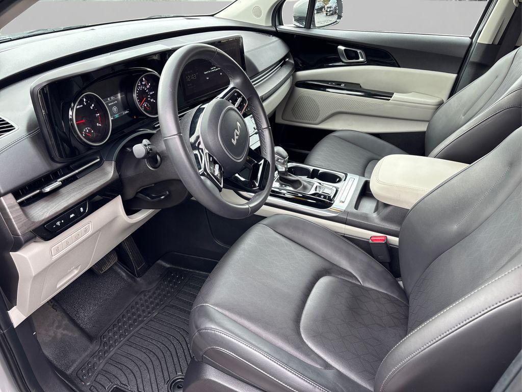 used 2024 Kia Carnival car, priced at $34,573